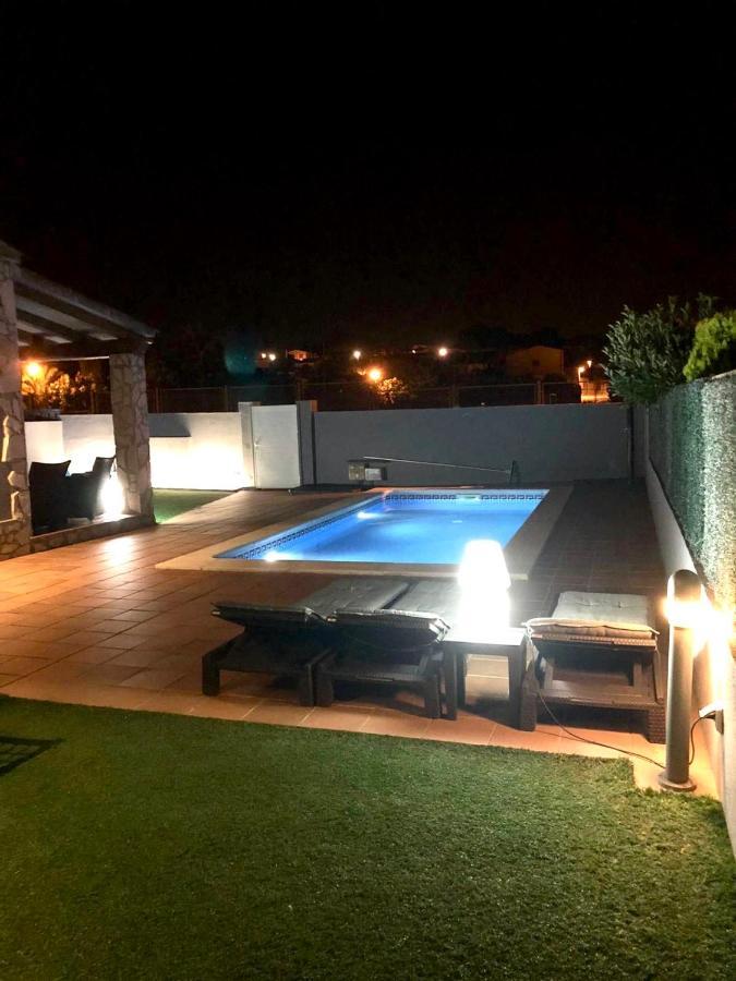 Willa Casa En L Escala Con Piscina Y Wifi Free L' Escala Zewnętrze zdjęcie