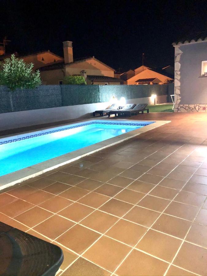 Willa Casa En L Escala Con Piscina Y Wifi Free L' Escala Zewnętrze zdjęcie