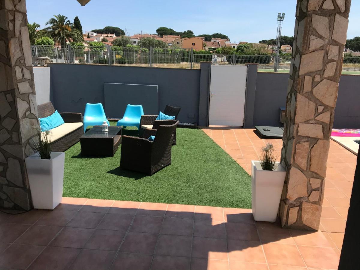 Willa Casa En L Escala Con Piscina Y Wifi Free L' Escala Zewnętrze zdjęcie