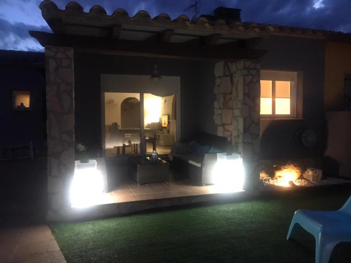 Willa Casa En L Escala Con Piscina Y Wifi Free L' Escala Zewnętrze zdjęcie