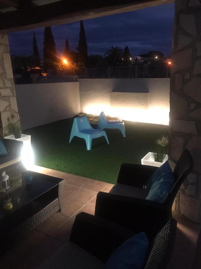 Willa Casa En L Escala Con Piscina Y Wifi Free L' Escala Zewnętrze zdjęcie