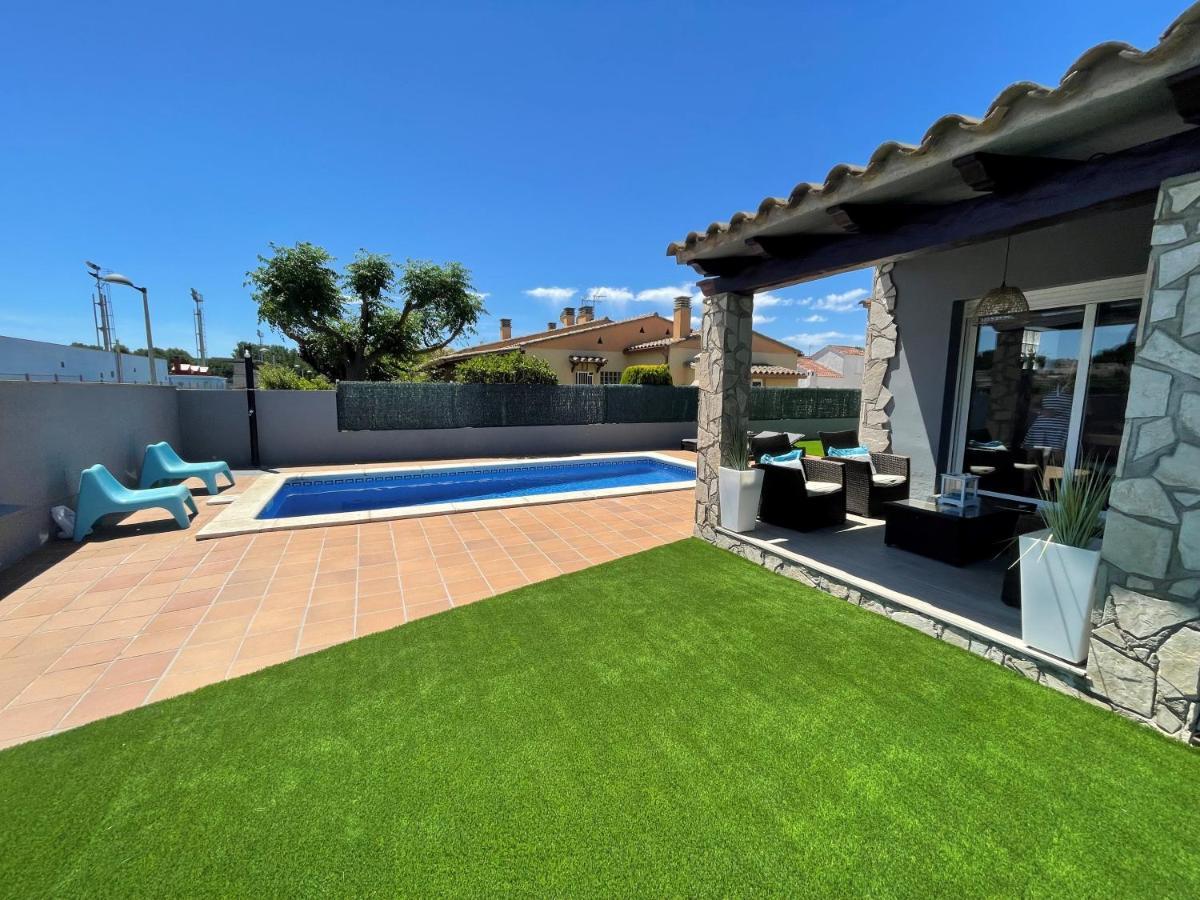Willa Casa En L Escala Con Piscina Y Wifi Free L' Escala Zewnętrze zdjęcie